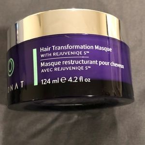 Monat Masque